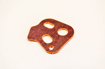 New OEM Briggs & Stratton 66048 Insulator Plate NOS