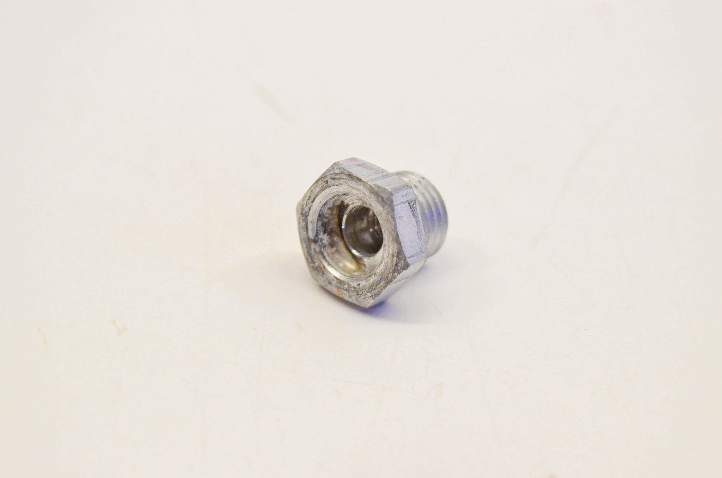 New OEM Briggs & Stratton 230590 Needle Valve Nut NOS