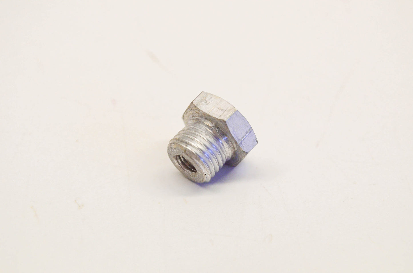 New OEM Briggs & Stratton 230590 Needle Valve Nut NOS