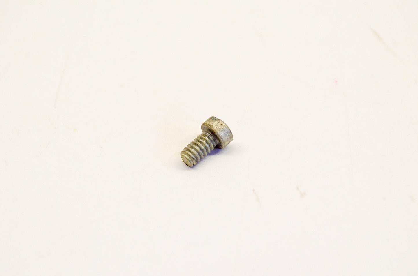 New OEM Briggs & Stratton 91841 Machine Screw 6-32 X 1/4" NOS