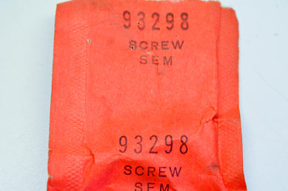 New OEM Briggs & Stratton 93298 Screw NOS