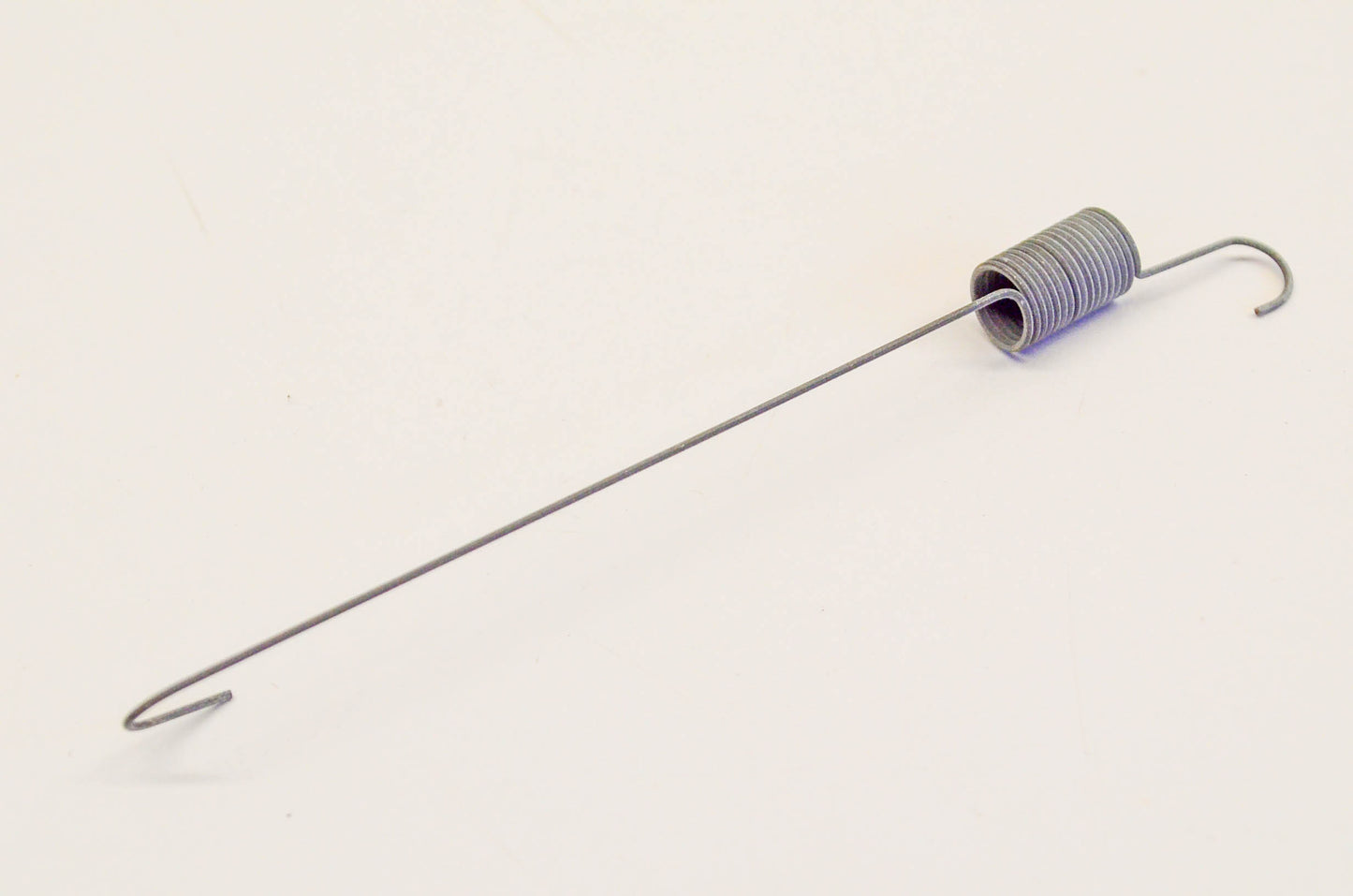 New OEM Briggs & Stratton 691818 Governor Spring NOS