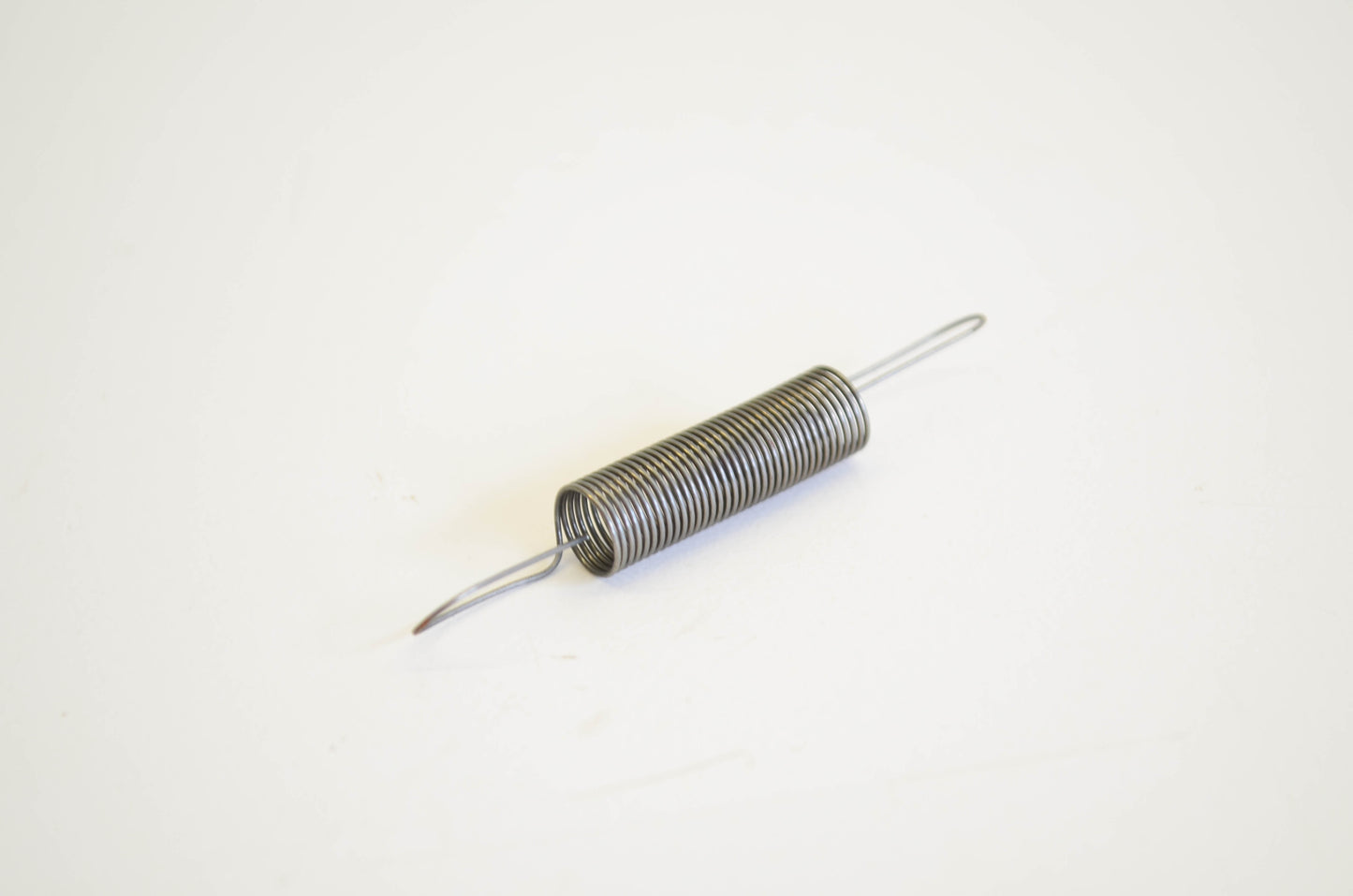 New OEM Briggs & Stratton 26925, 691599, BR26925 Governor Spring NOS