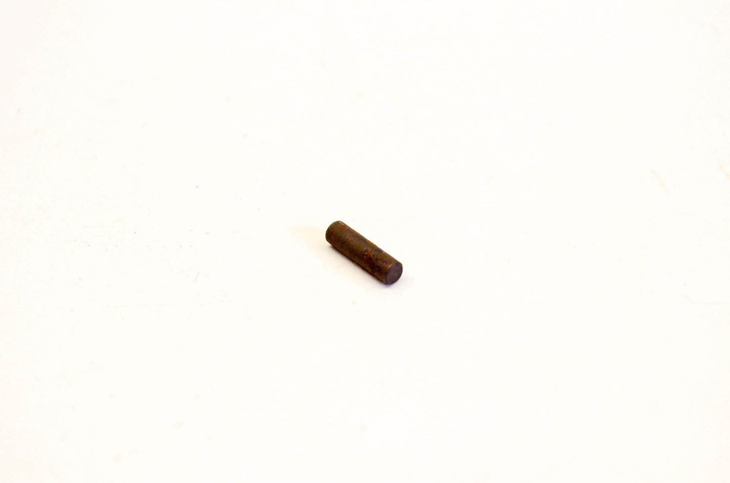 New OEM Briggs & Stratton 230126 Valve Spring Retainer Pin NOS