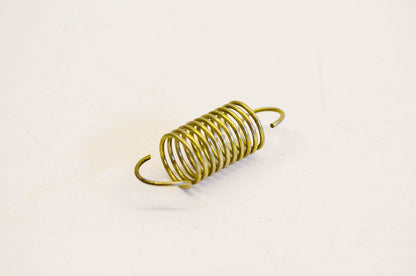 New OEM Briggs & Stratton 261126 Governor Spring NOS