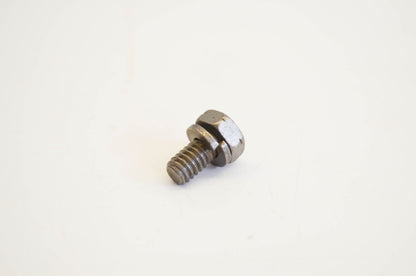 New OEM Briggs & Stratton 94786, 93158 Screw NOS
