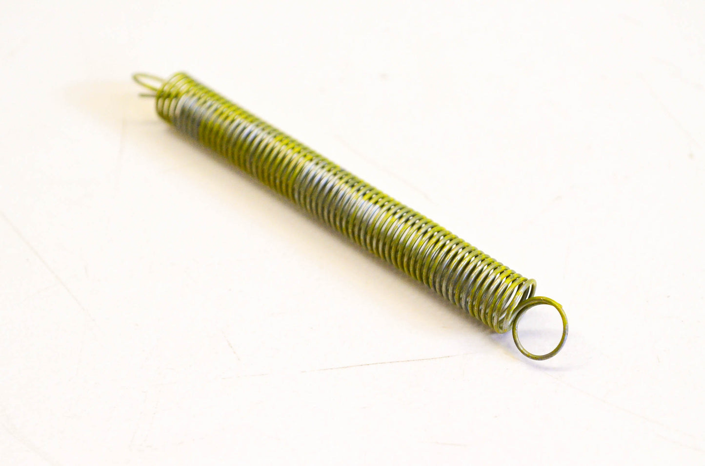 New OEM Briggs & Stratton 260877, 815 Governor Spring NOS