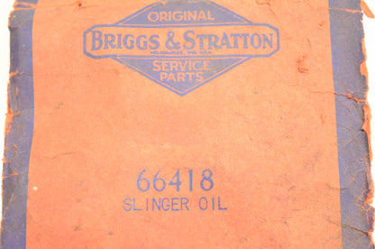 New OEM Briggs & Stratton 66418 Oil Slinger NOS
