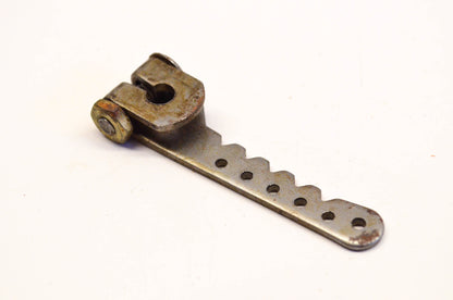 New OEM Briggs & Stratton 291365 Governor Control Lever NOS