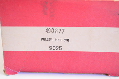New OEM Briggs & Stratton 490877 Rewind Starter Pulley NOS