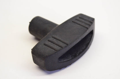New OEM Briggs & Stratton 490652 Starter Rope Grip NOS
