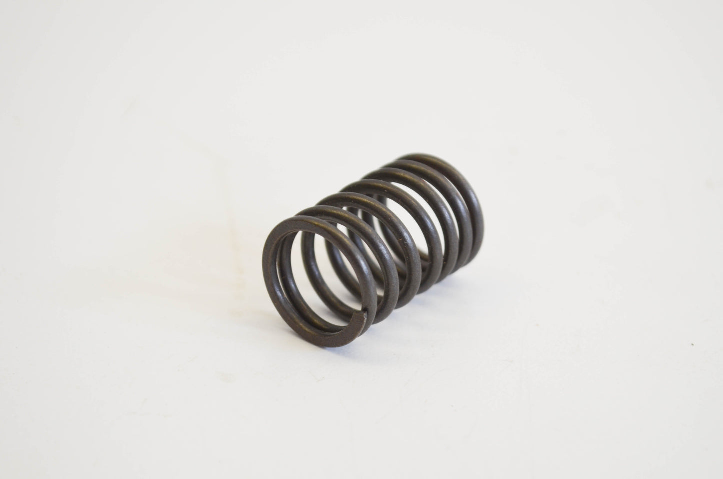 New OEM Briggs & Stratton 260552, 1591 Valve Spring NOS