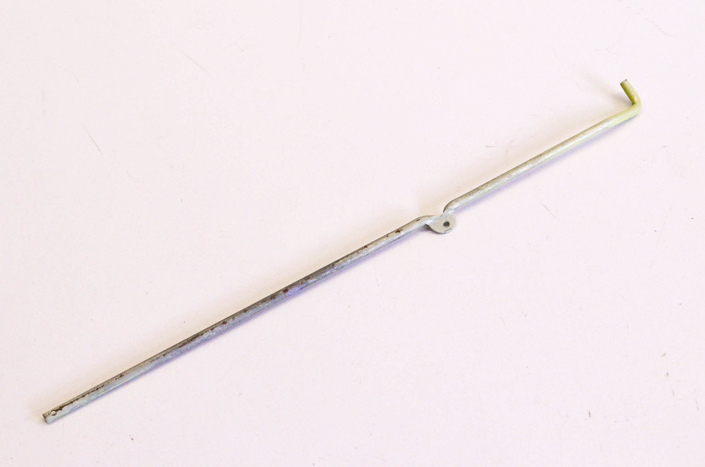 New OEM Briggs & Stratton 26576 Control Rod NOS