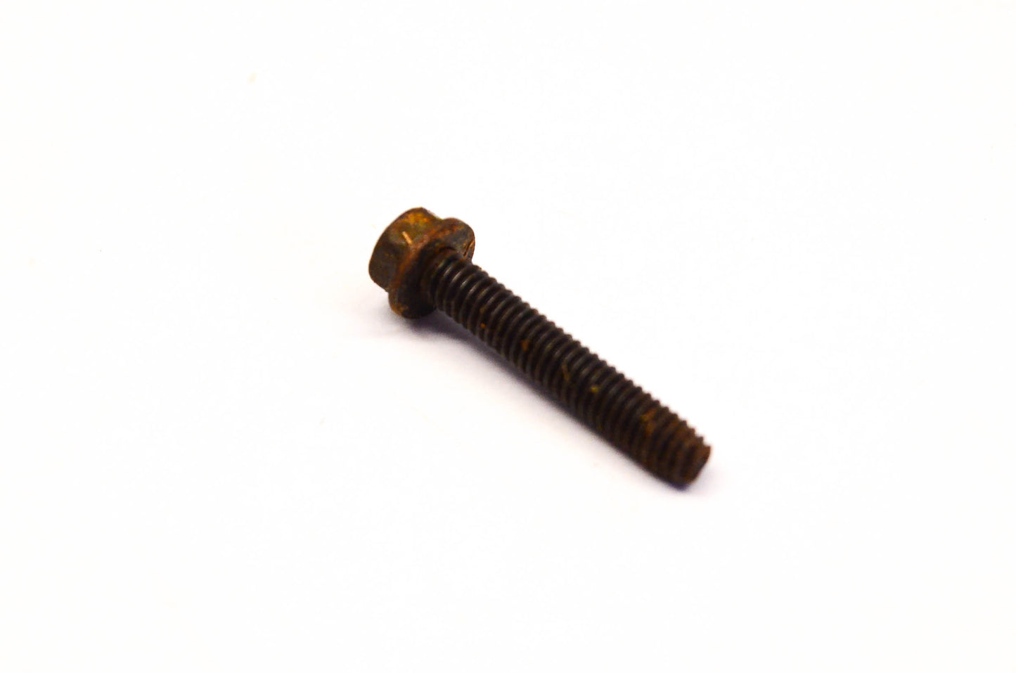 New OEM Briggs & Stratton 93621 Stator Screw NOS