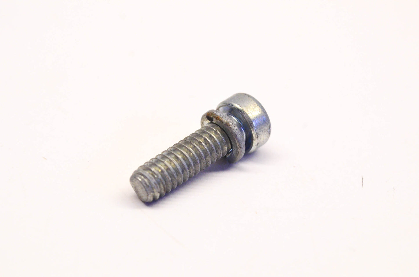 New OEM Briggs & Stratton 93208 Screw NOS