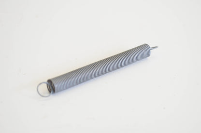 New OEM Briggs & Stratton 261105, BR261105 Governor Spring NOS