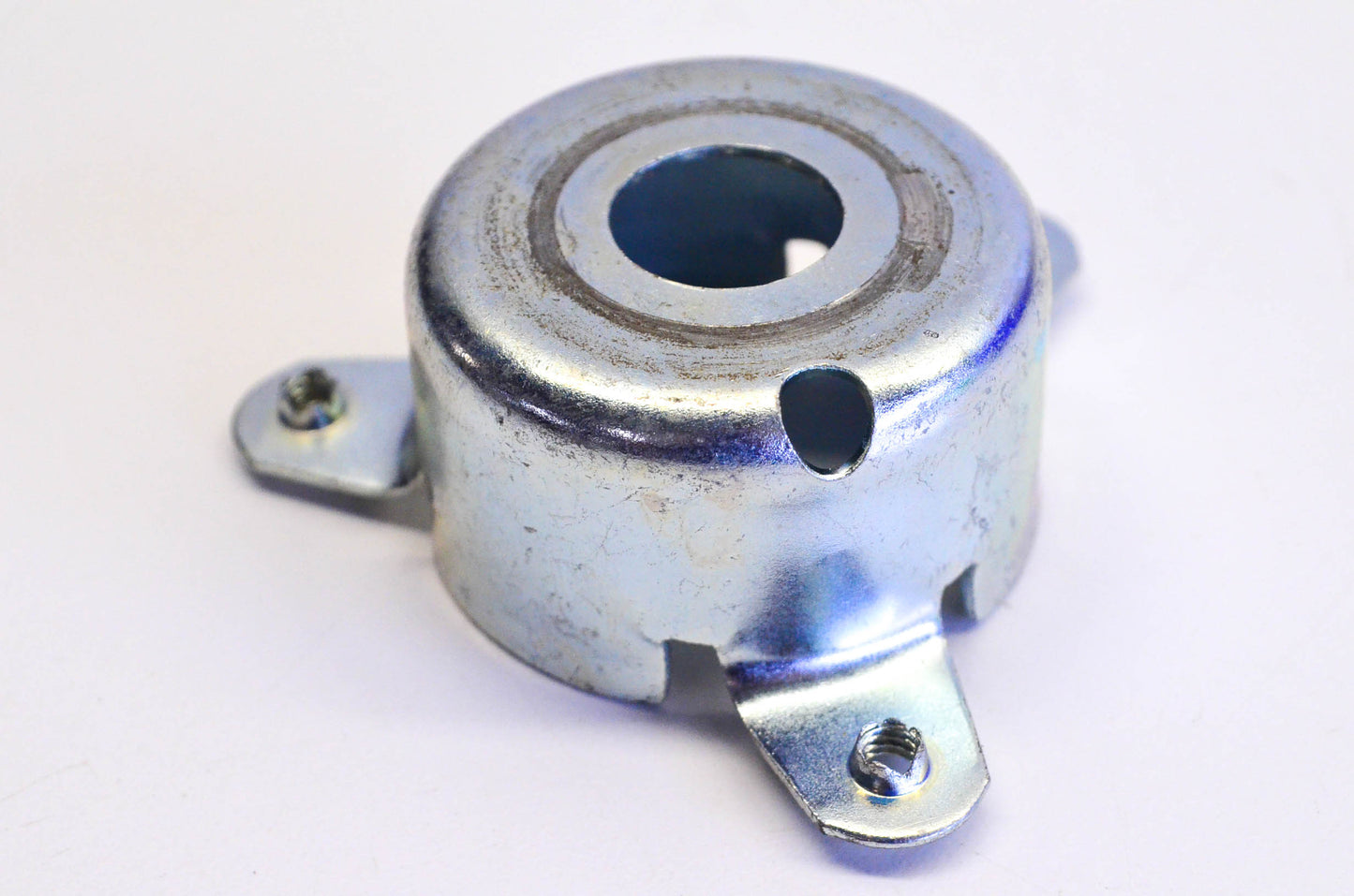 New OEM Briggs & Stratton 222561 Flywheel Cup NOS