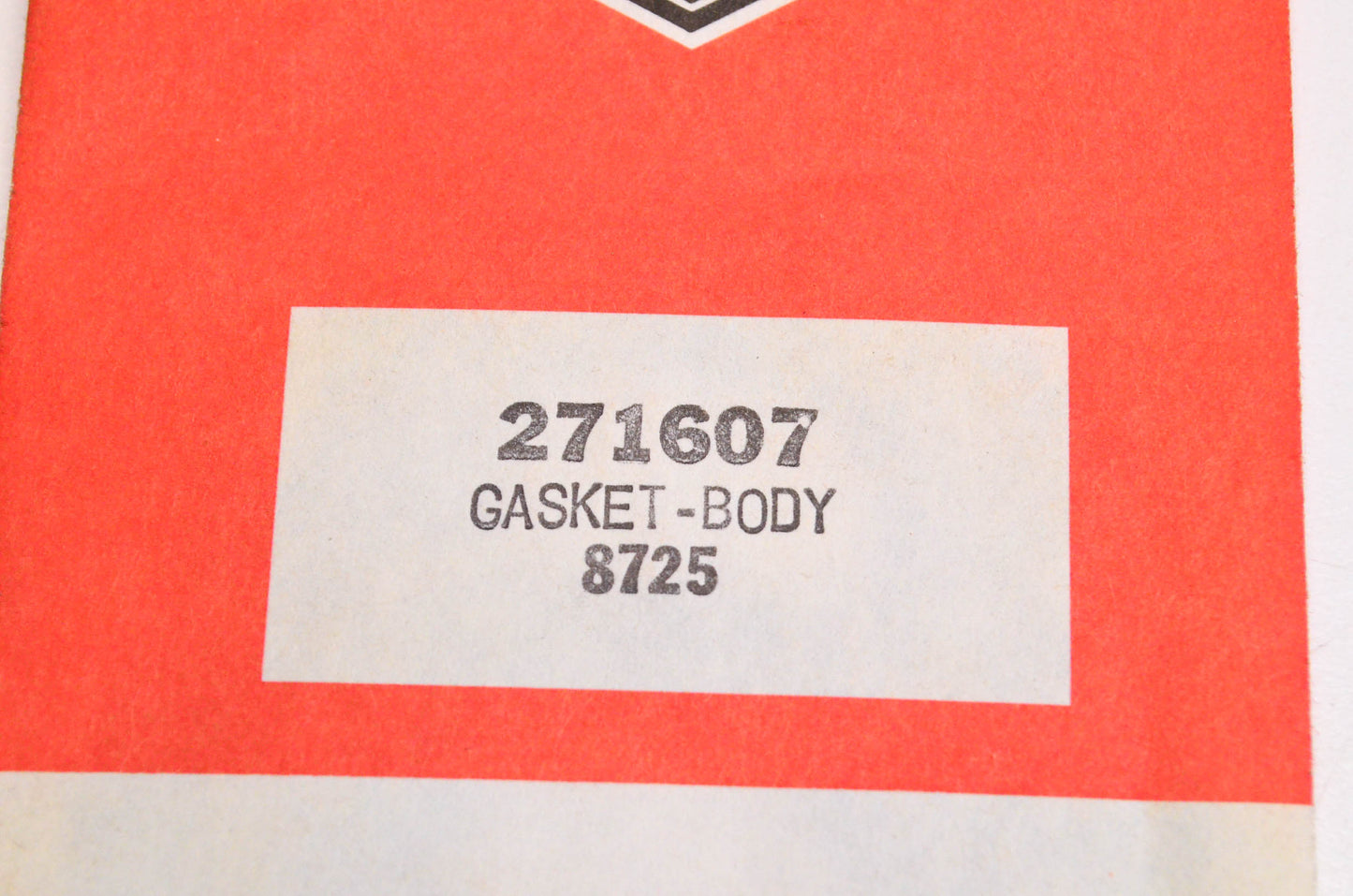 New OEM Briggs & Stratton 271607 Body Gasket Qty 2 NOS
