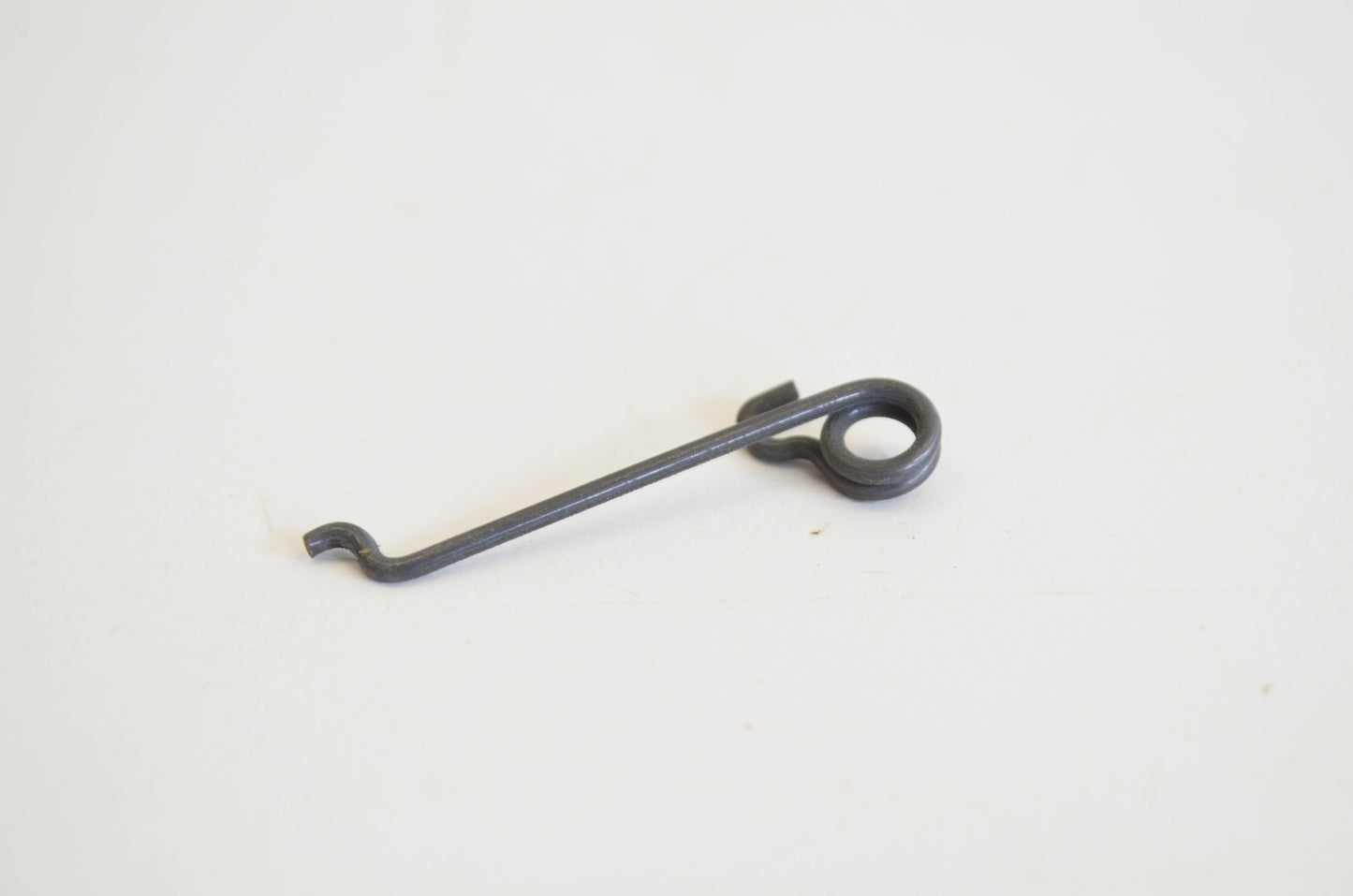 New OEM Briggs & Stratton 261027, 9032 Governor Link NOS