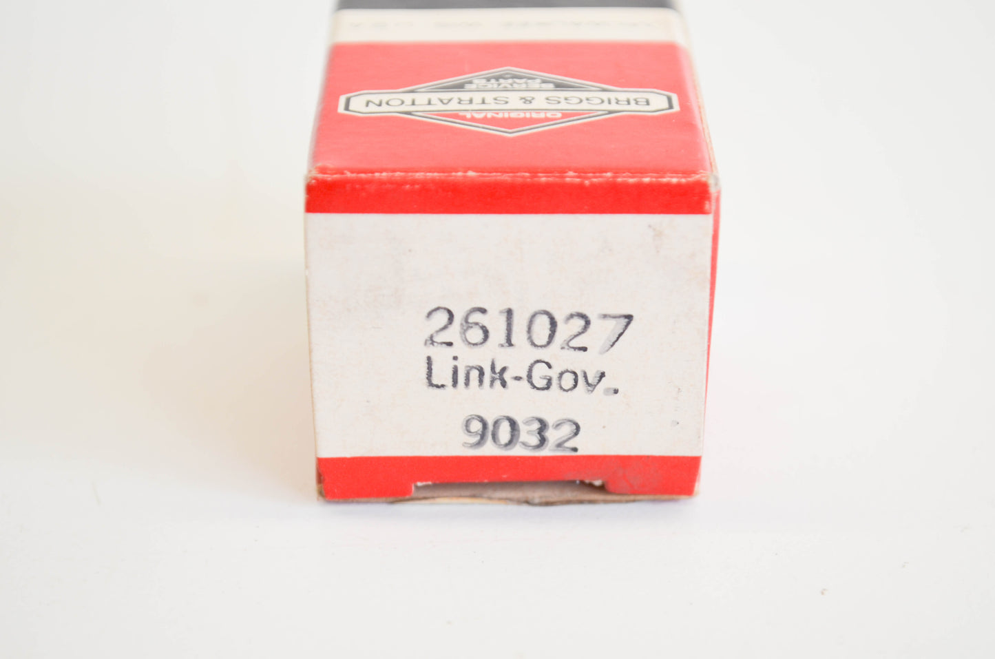 New OEM Briggs & Stratton 261027, 9032 Governor Link NOS