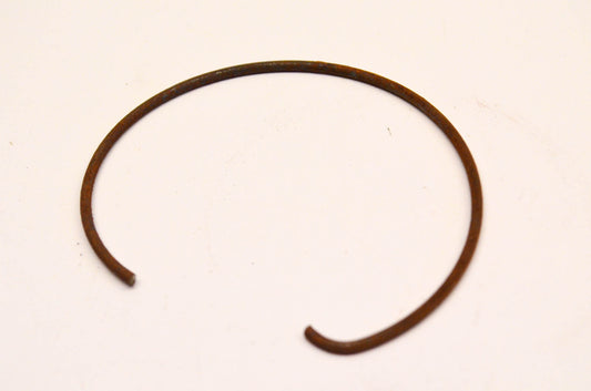 New OEM Briggs & Stratton 26032 Clutch Retainer Ring NOS