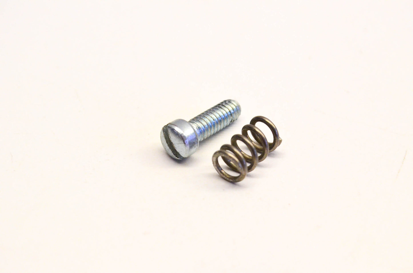 New OEM Briggs & Stratton 398185 Idle Adjustment Screw NOS