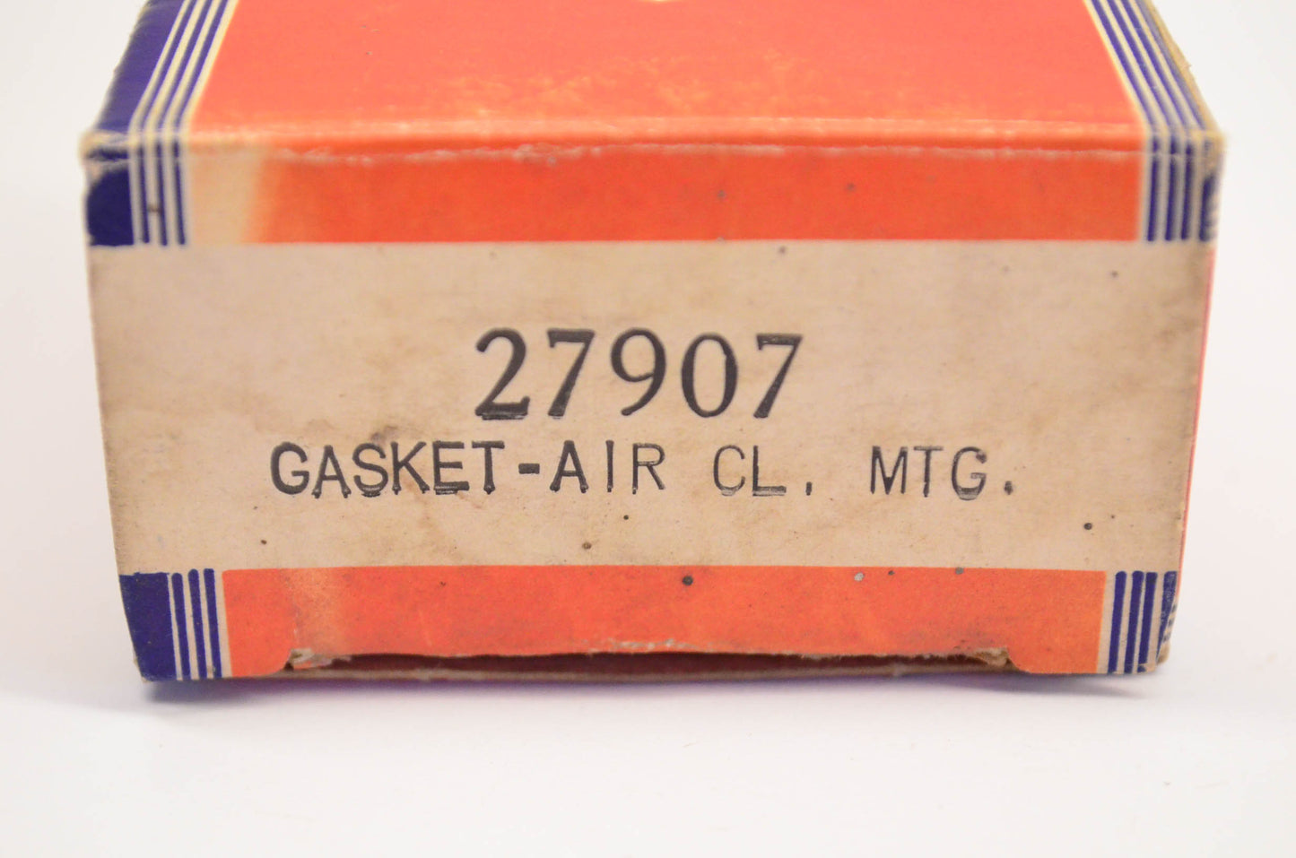 New OEM Briggs & Stratton 27907 Air Cleaner Mounting Gasket NOS