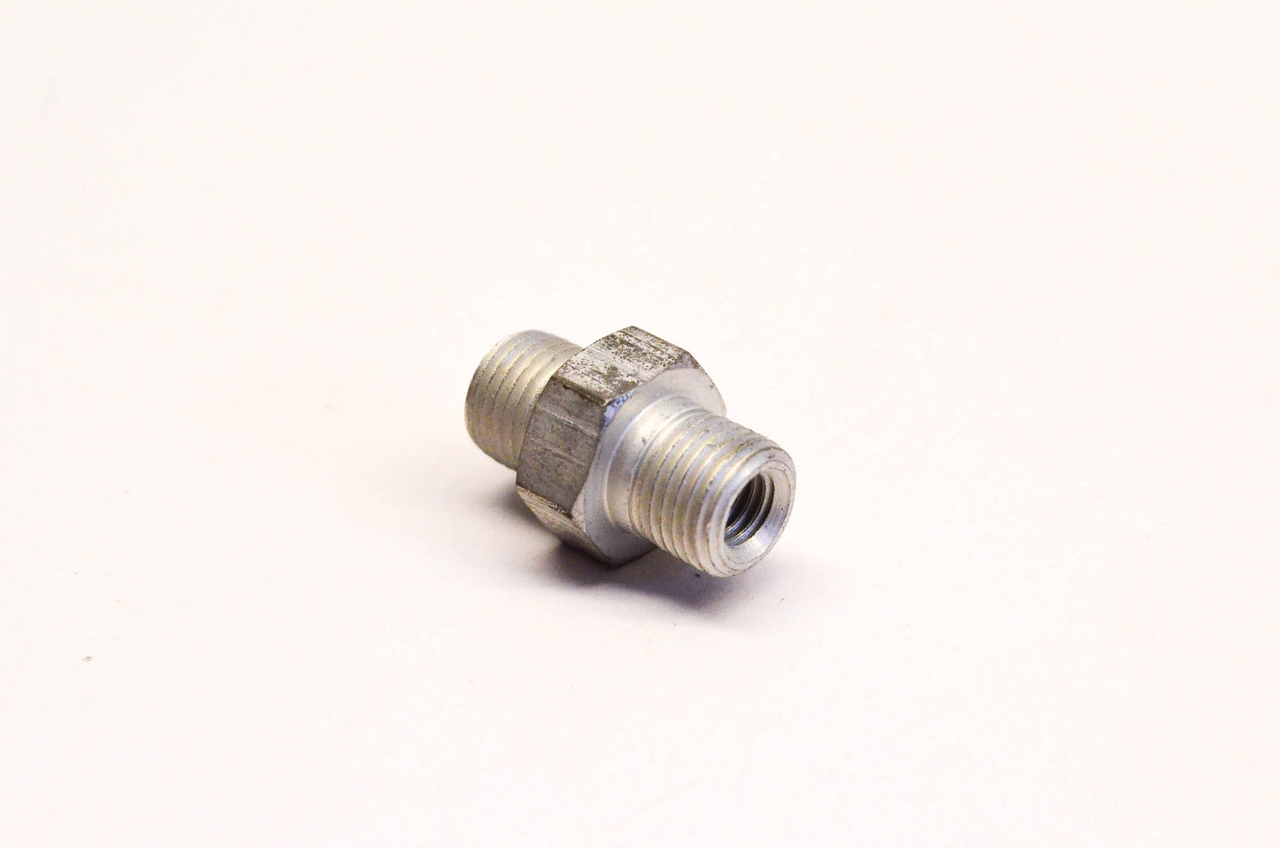 New OEM Briggs & Stratton 23117 Needle Valve Retainer NOS