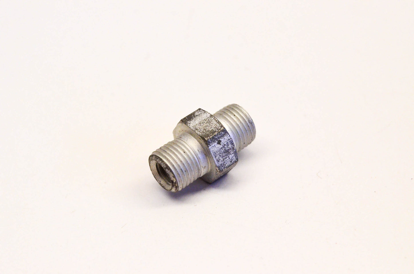 New OEM Briggs & Stratton 23117 Needle Valve Retainer NOS