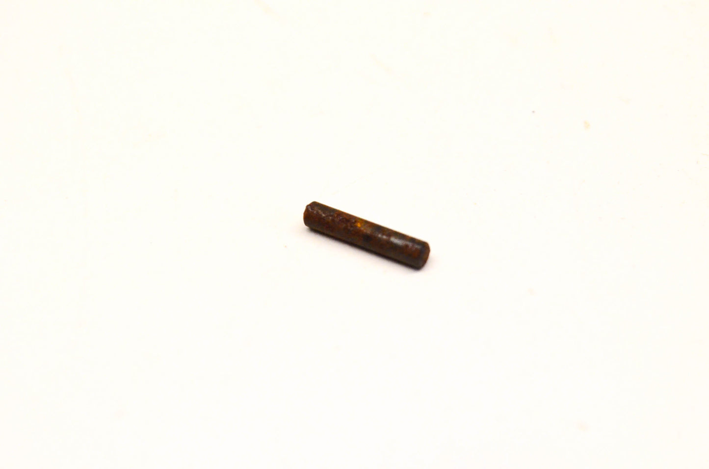 New OEM Briggs & Stratton 23187 Valve Spring Retainer Pin NOS