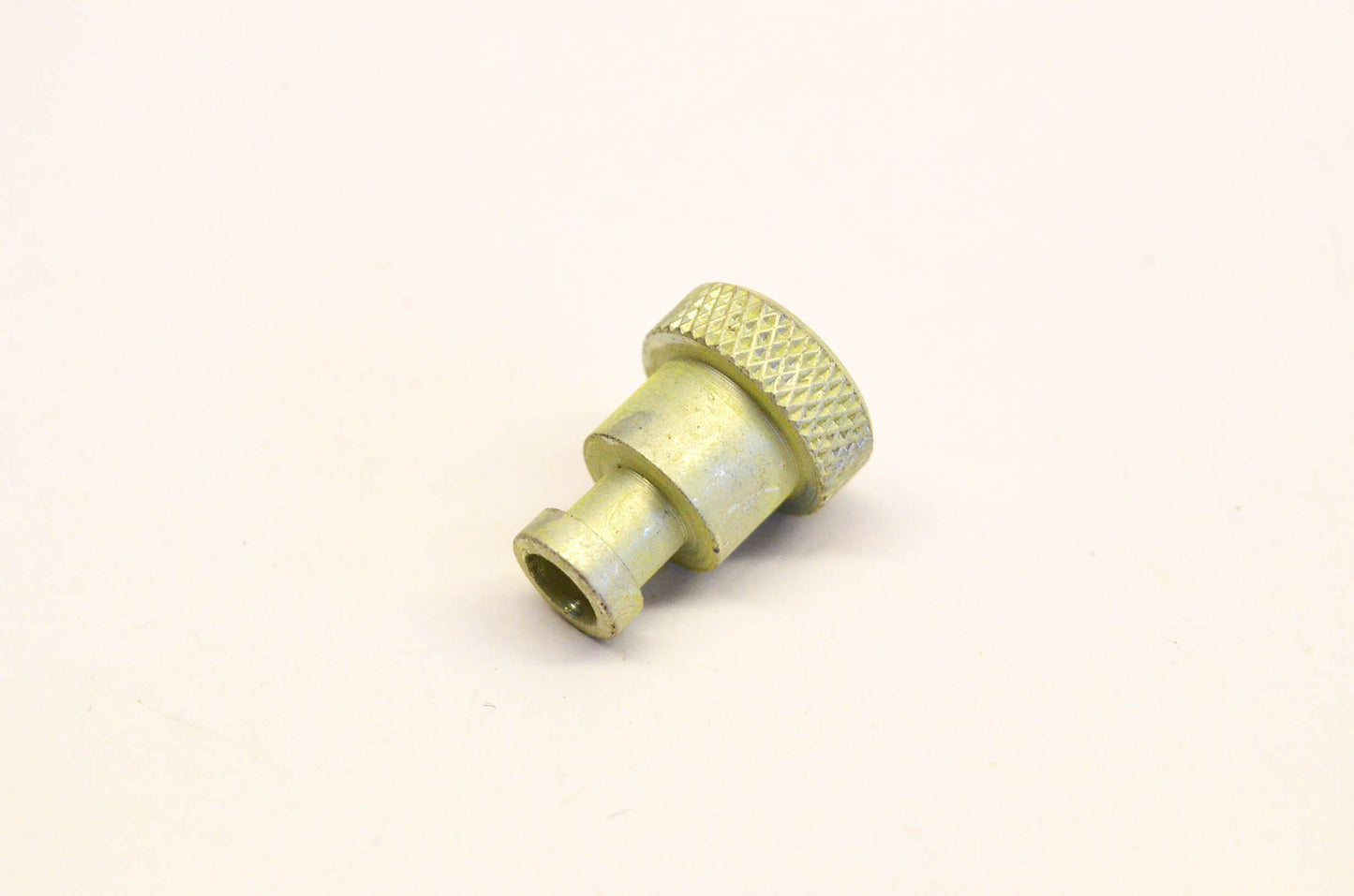 New OEM Briggs & Stratton 230533 Control Rod Nut NOS