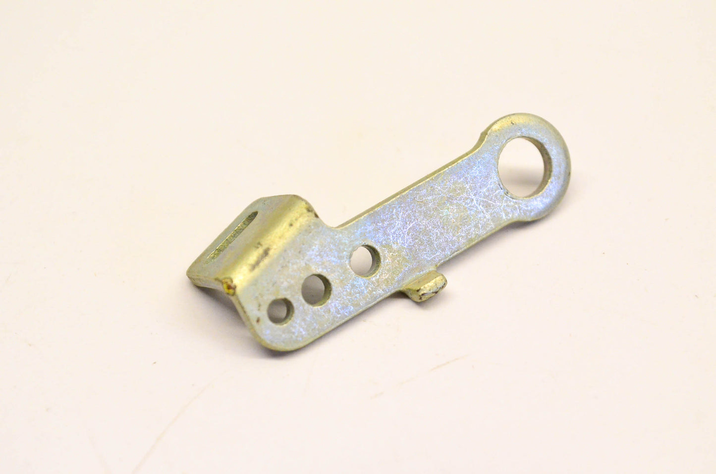 New OEM Briggs & Stratton 220952 Speed Adjuster Lever NOS