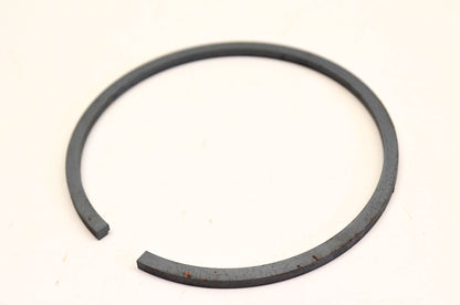 New OEM Briggs & Stratton 210073 Piston Ring NOS