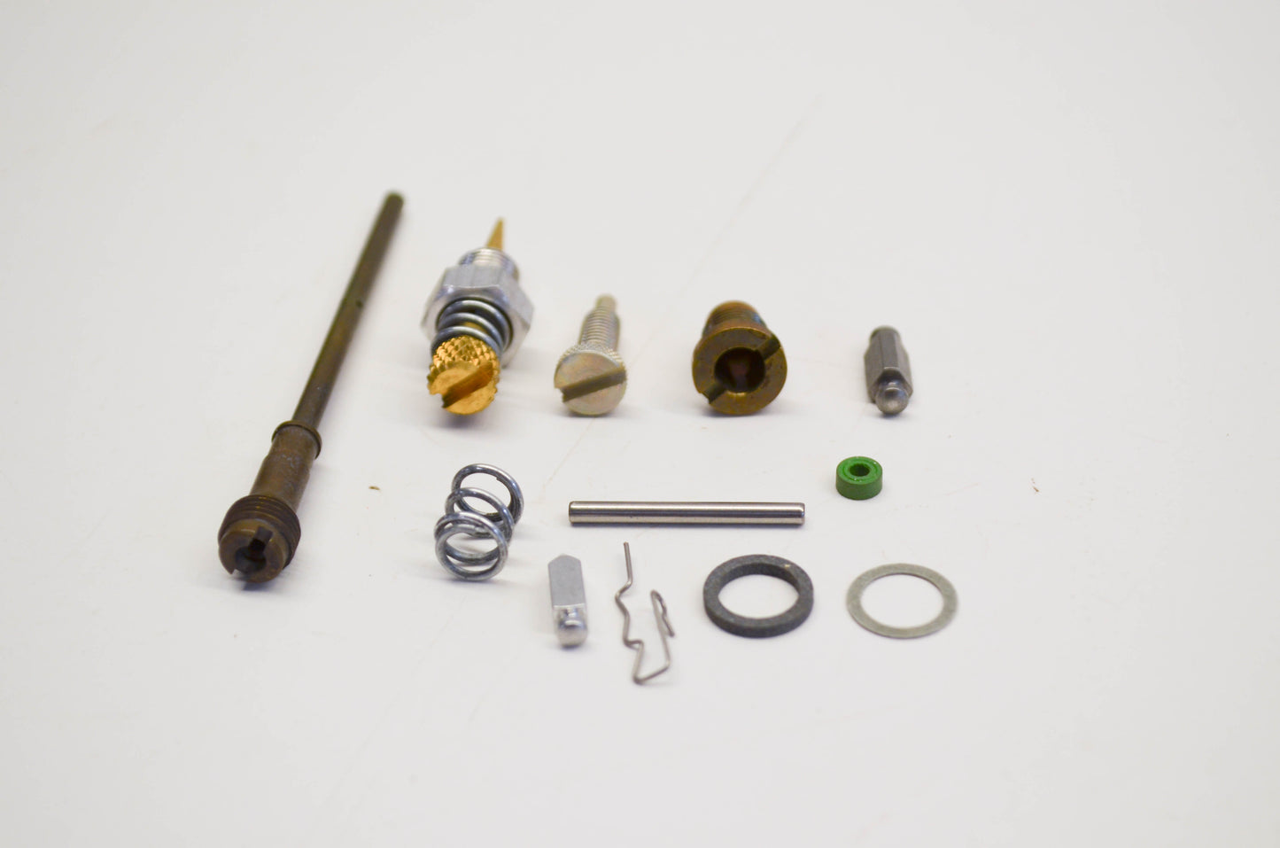 New OEM Briggs & Stratton 394693 Carburetor Overhaul Kit NOS