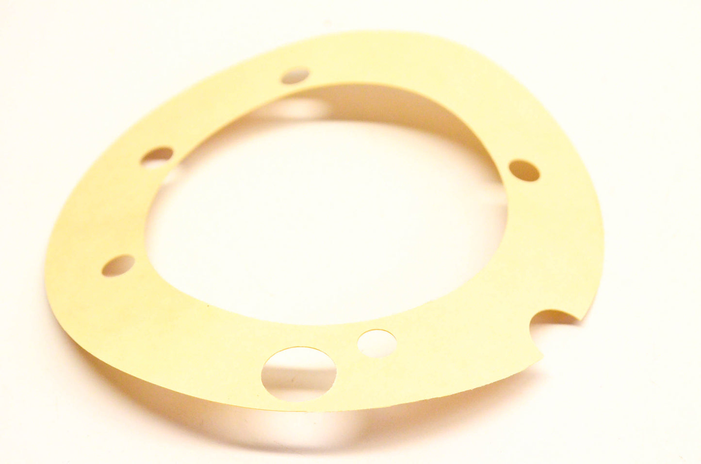 New OEM Briggs & Stratton 270513, 239 Bearing Shim NOS