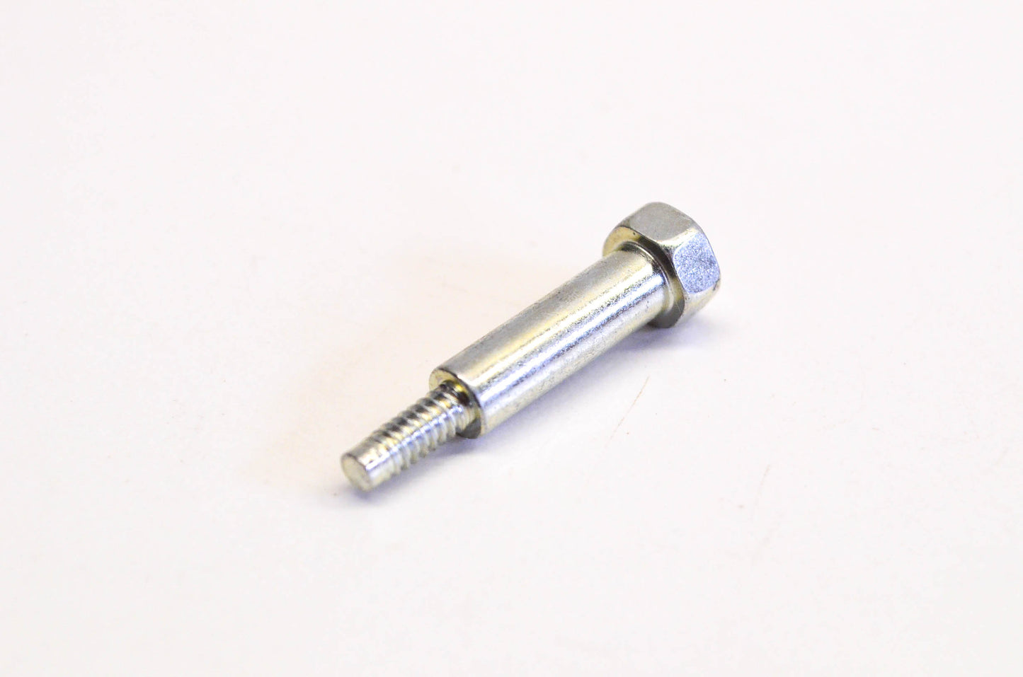 New OEM Briggs & Stratton 93838, 9345 Shoulder Screw NOS