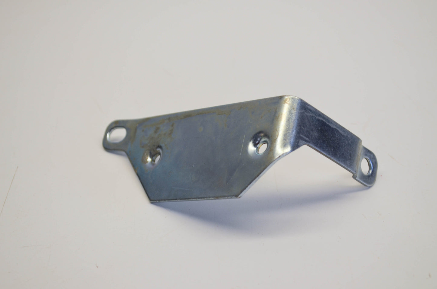 New OEM Briggs & Stratton 222959, BR690416, 690416 Mounting Bracket NOS