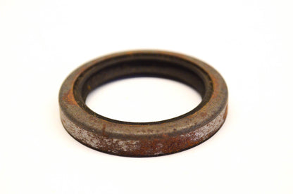 New OEM Briggs & Stratton 13681 Oil Seal NOS