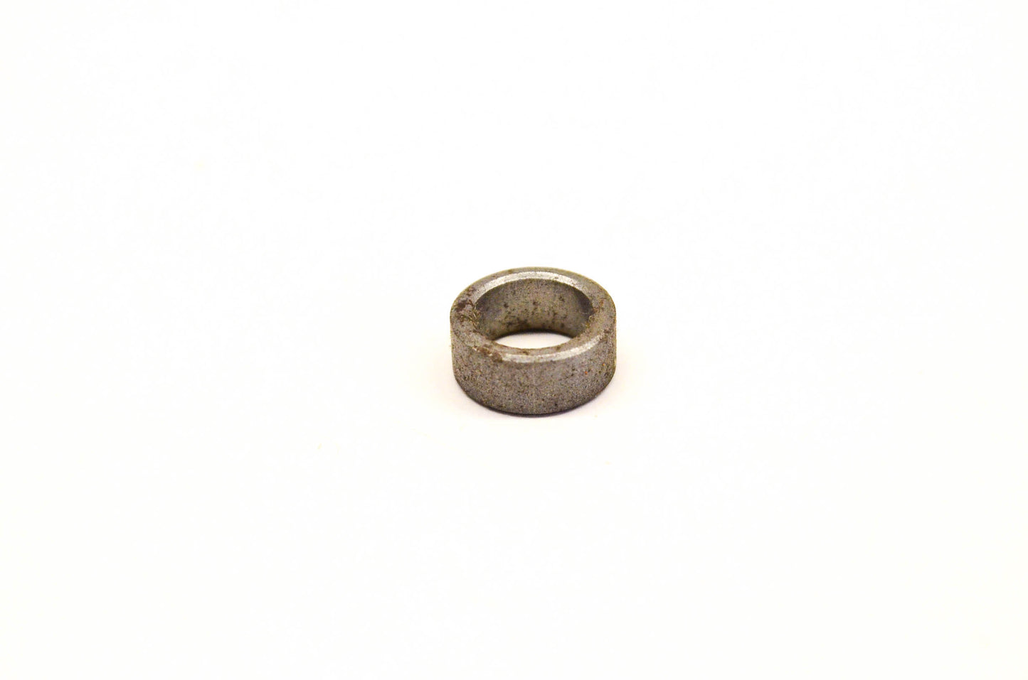 New OEM Briggs & Stratton 7011968YP, 11968 Roller NOS
