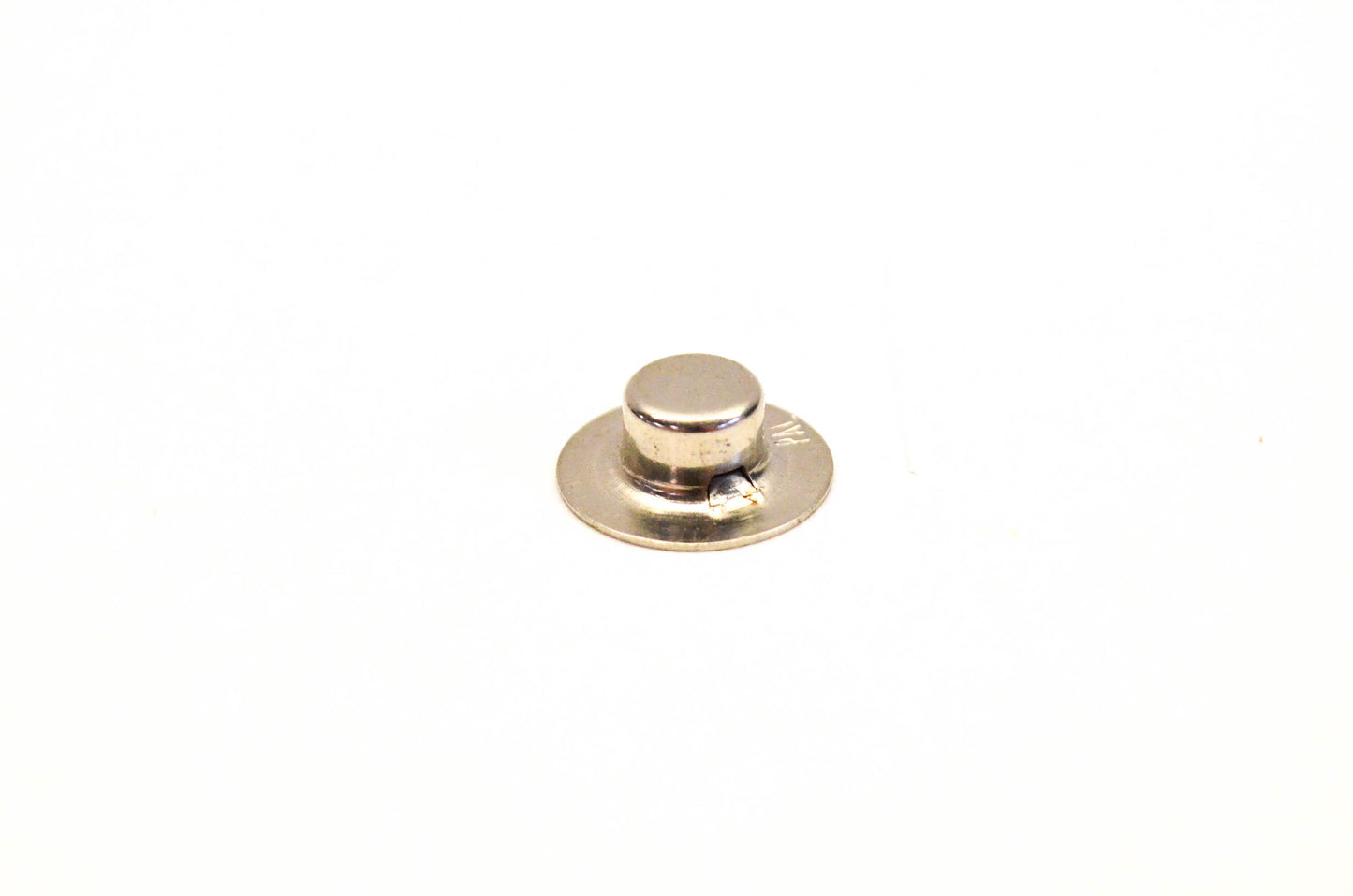 New OEM Briggs & Stratton 90489, 704005 Push Nut Cap NOS