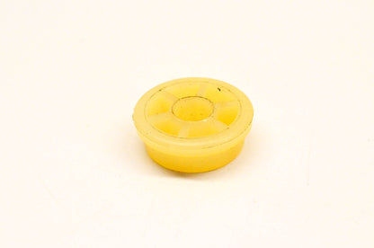New OEM Briggs & Stratton 11048, 7011048YP Yoke Bearing NOS