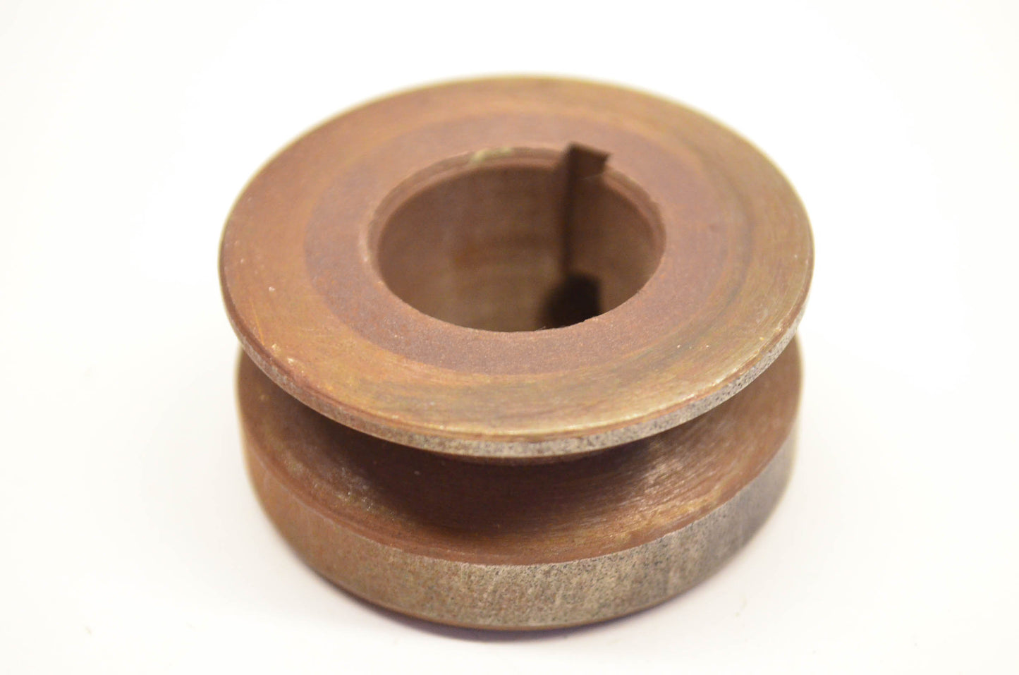 New OEM Briggs & Stratton 21707, 7021707YP Engine Pulley NOS