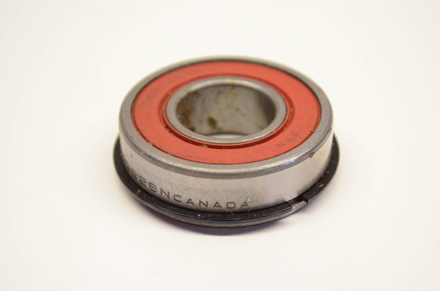 New OEM Briggs & Stratton 10756, 7010756YP Shaft Bearing NOS
