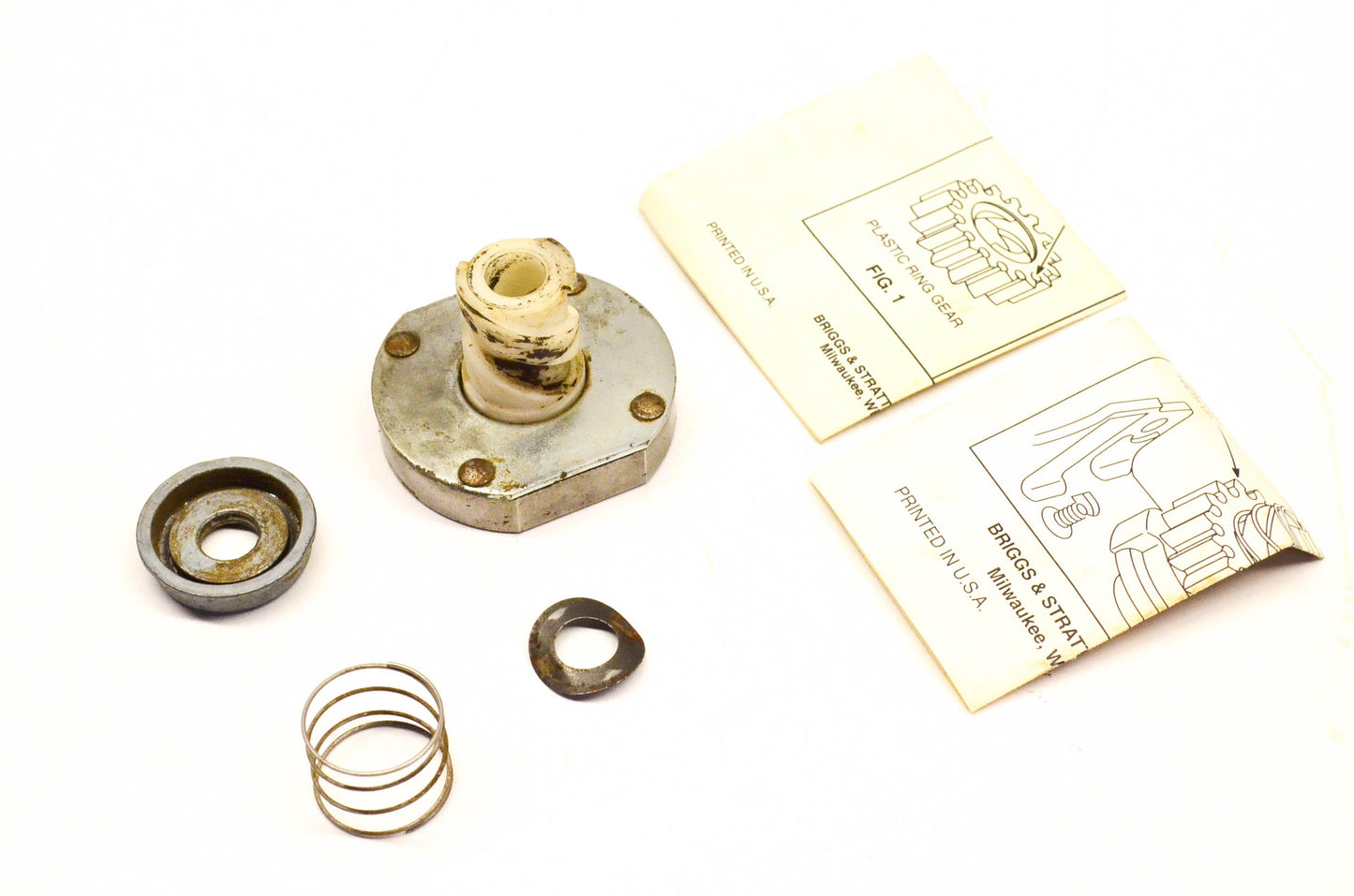 New OEM Briggs & Stratton 497606 Starter Drive Kit NOS