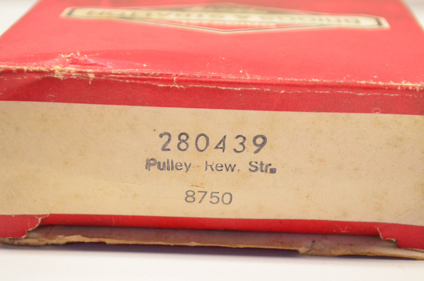 New OEM Briggs & Stratton 280439 Starter Pulley NOS