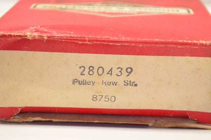 New OEM Briggs & Stratton 280439 Starter Pulley NOS