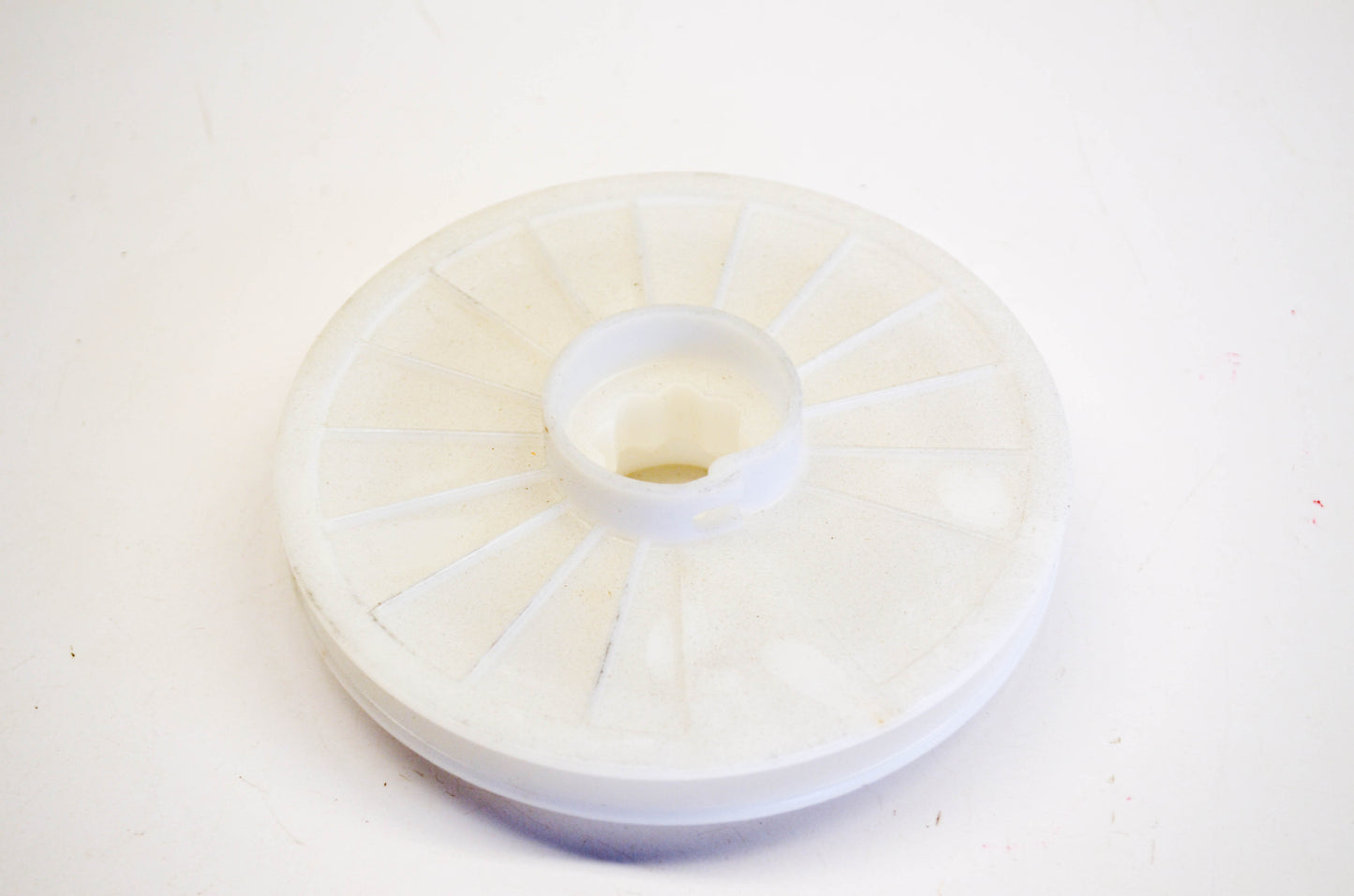 New OEM Briggs & Stratton 281336, 281336s Starter Pulley NOS