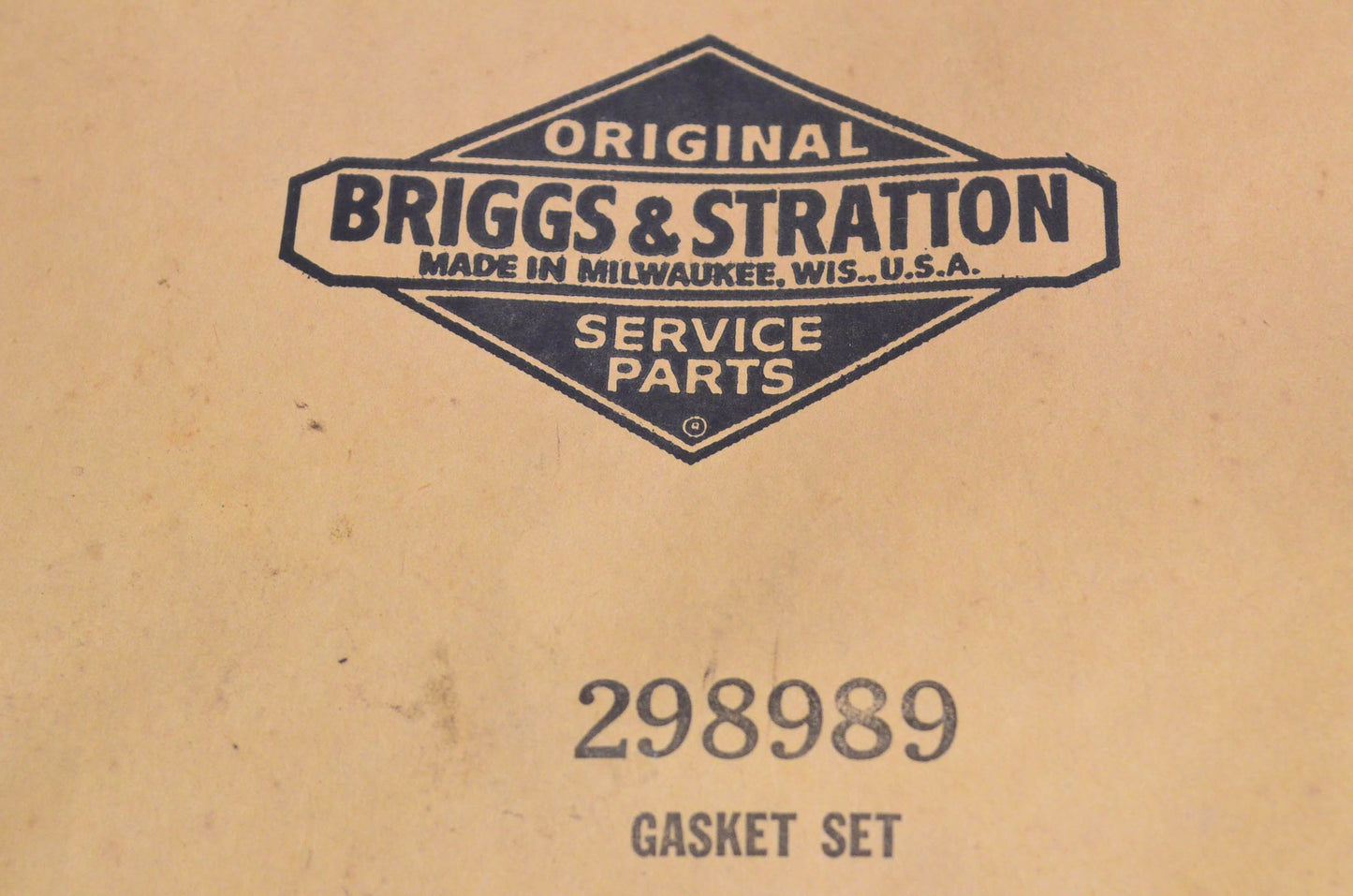 New OEM Briggs & Stratton 299101 Gasket Kit NOS