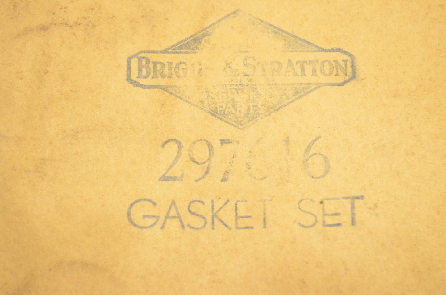 New OEM Briggs & Stratton 297616 Gasket Kit NOS