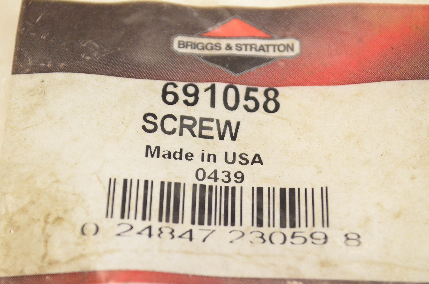 New OEM Briggs & Stratton 691058 Screw NOS